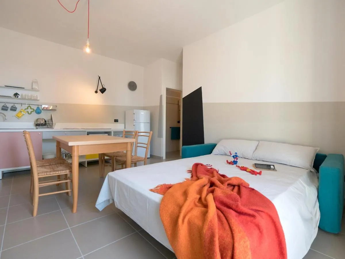 Babyaccommodation Family Comfort III Pietra Ligure 0*,