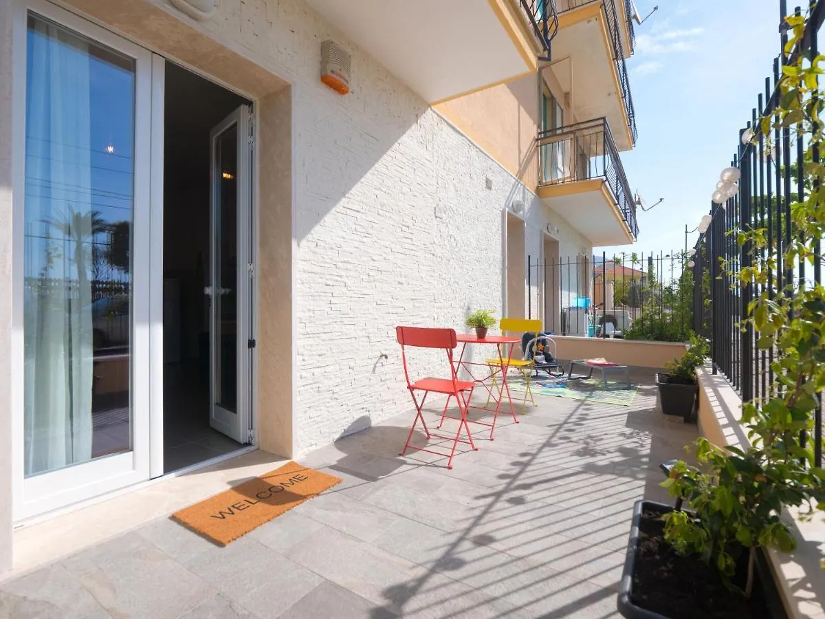 Apartment Babyaccommodation Family Comfort III Pietra Ligure